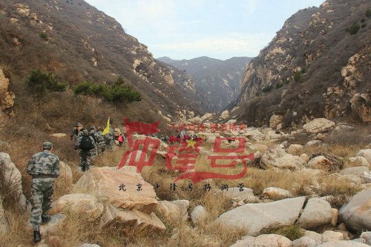 北京军训:敢于冒险,“走在最前面”