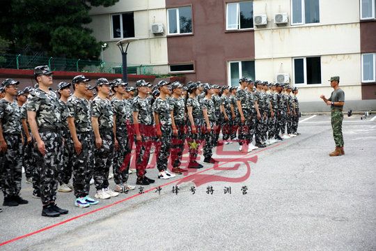 北京军训:只有行动才能证明自己的价值