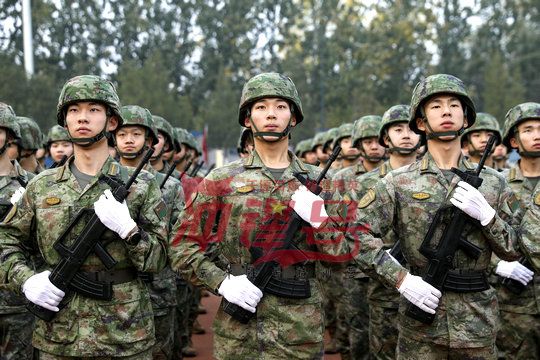 北京军训:机会永远不会主动来敲你的门