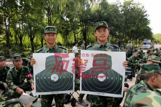 北京军训:不要因为害怕挫折而放弃自己的信仰