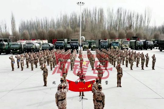 北京军训:只有懂得默契合作的的团队才能集结共同的智慧结晶