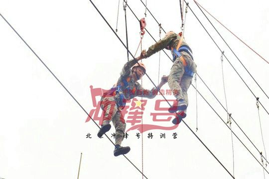 北京军训:世上没有绝对不可能的事情