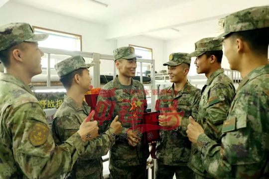 北京军训:任何时候都不能有对立情绪