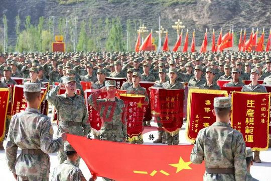 北京军训:步出行列,成功的就是你