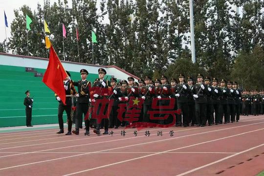 北京军训:西点精神激鼓舞我们勇往直前
